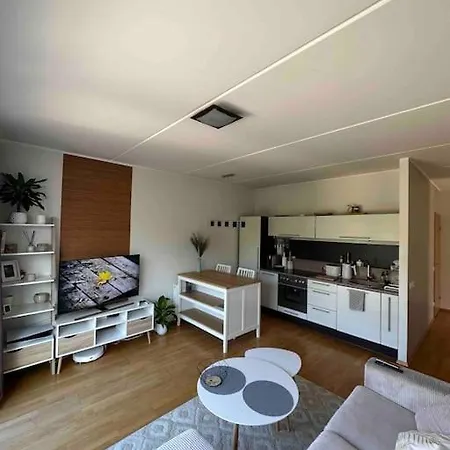 Cozy In Peaceful Area * Peetri
